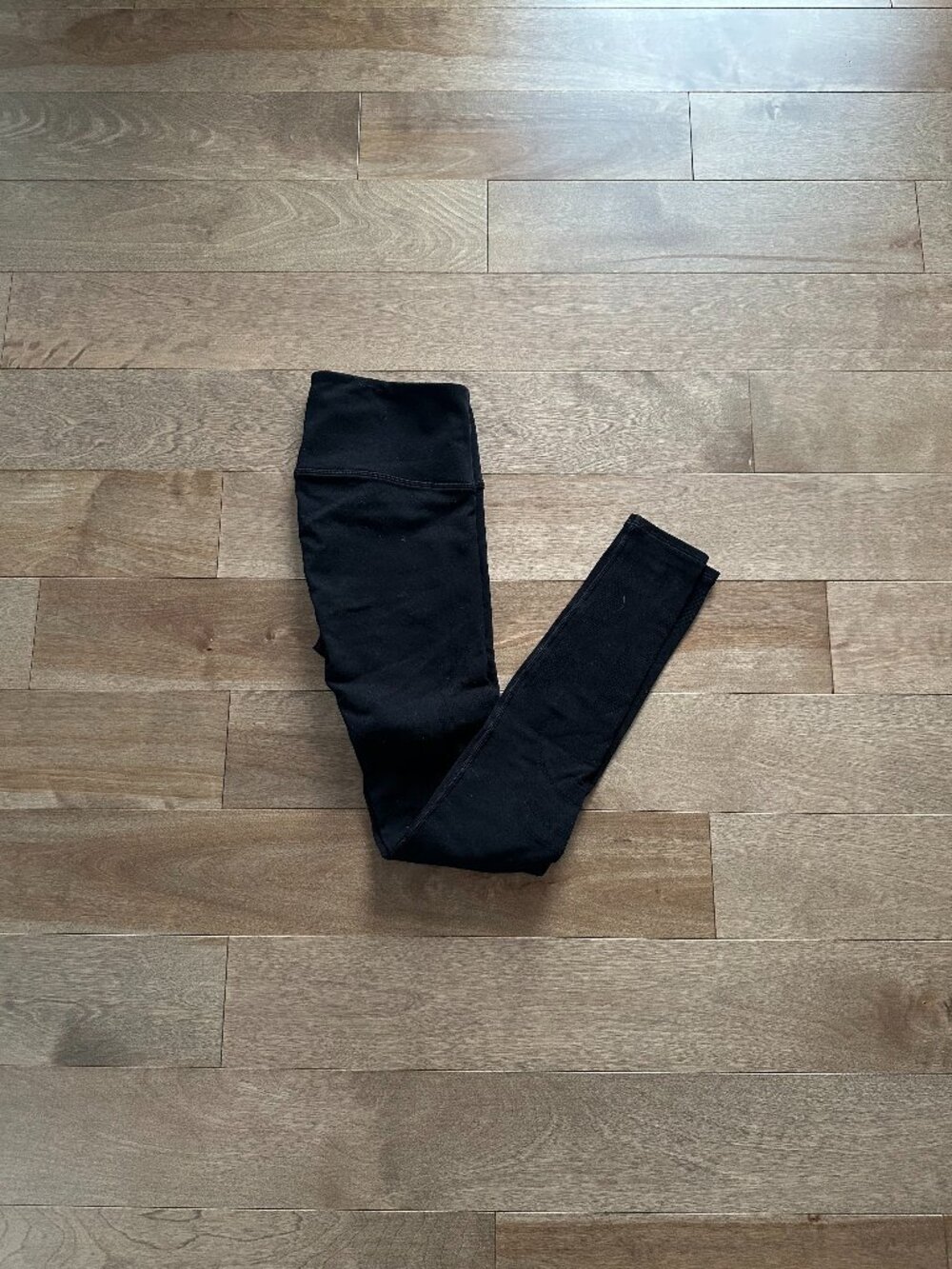 Lululemon Reveal Tight *En Avante 26" in Black